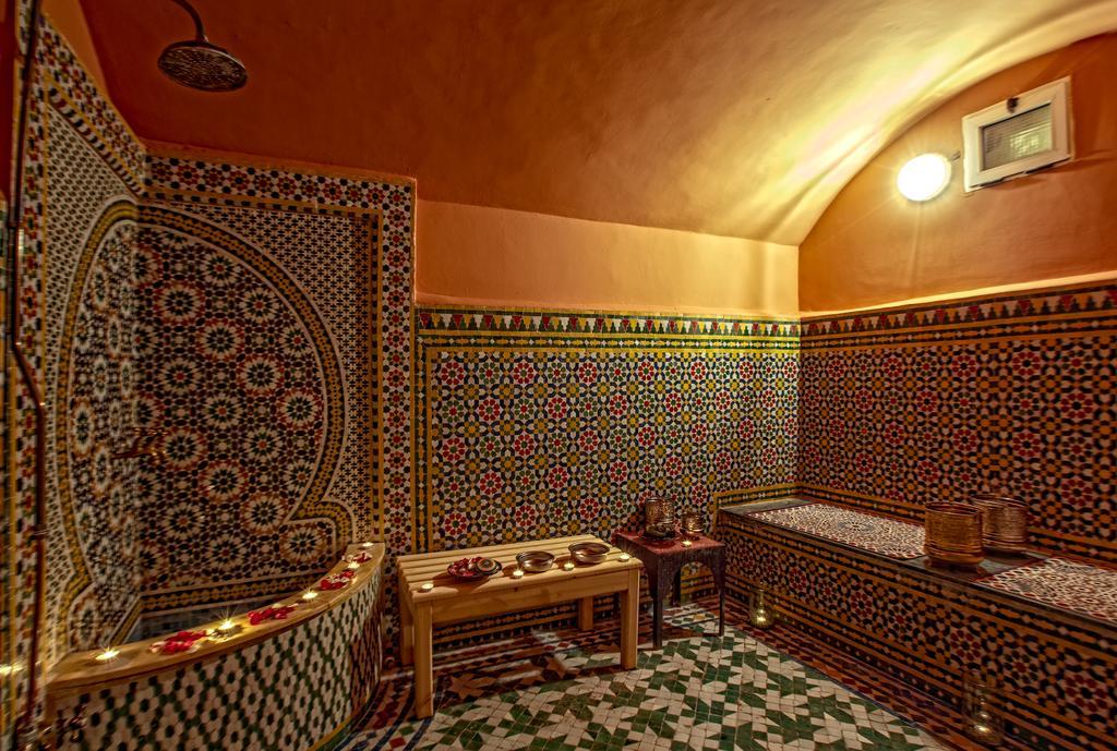 Royal Mirage Deluxe Hotell Marrakesh Eksteriør bilde A hammam in Marrakech, Morocco
